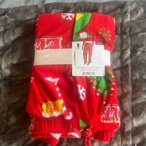 Women’s sleep pants with pockets!